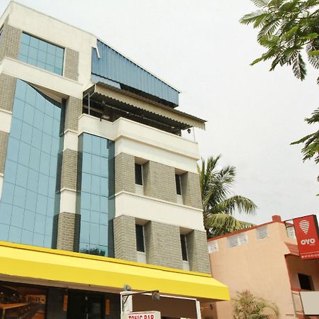 Oyo 968 Hotel Poigai Chennai Zewnętrze zdjęcie